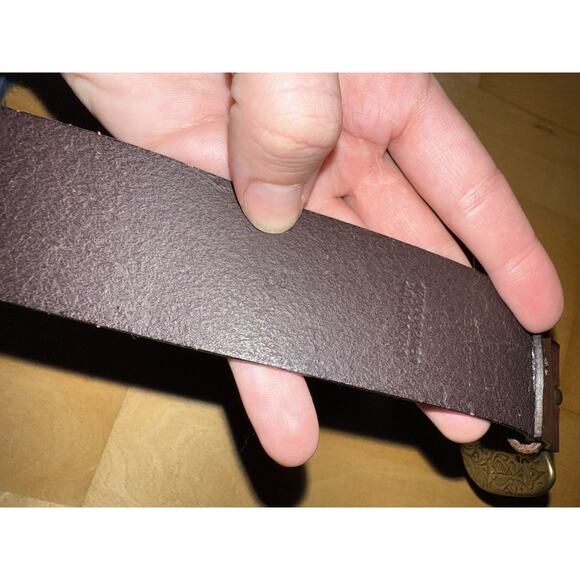Polo by Ralph Lauren Brown Leather Belt with Engraved Gold Buckle main image 3